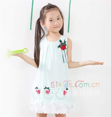 哥米妮夏款连衣裙