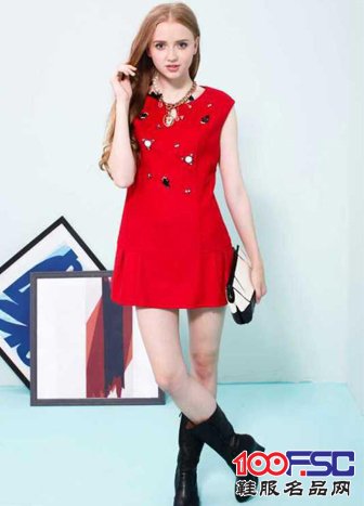 系恋女装