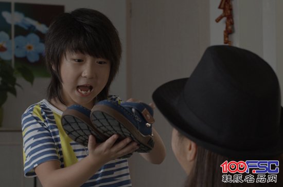 早晨童鞋品牌在《托管班的故事》植入产品