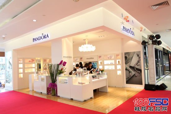 丹麦珠宝商Pandora
