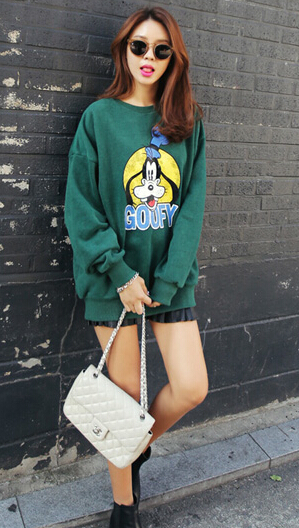 休闲百搭卫衣搭配 点亮秋季街头