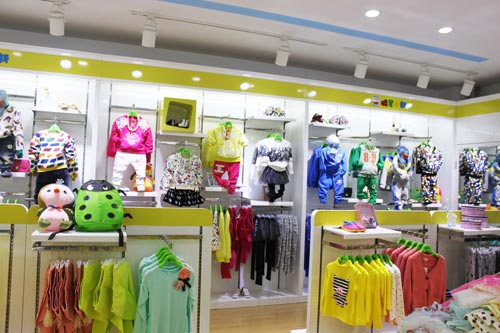 蜡笔小新店面展示