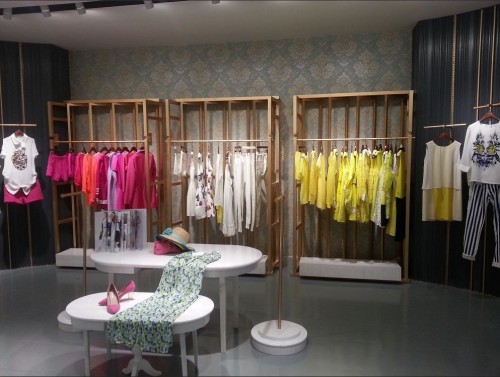 完美组合女装店图片/实体店
