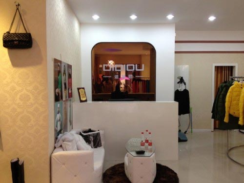 迪笛欧女装店店面形象图