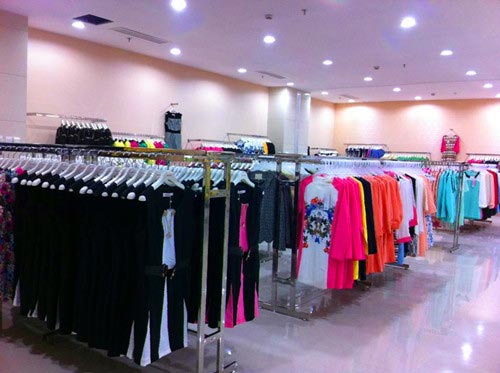 蒂米丝儿女装店形象展示