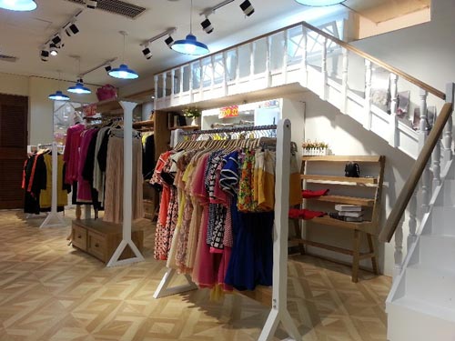 艾上乐品店面形象展示