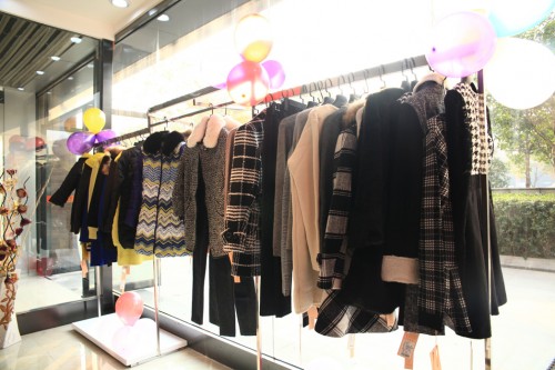 她他选择店面形象