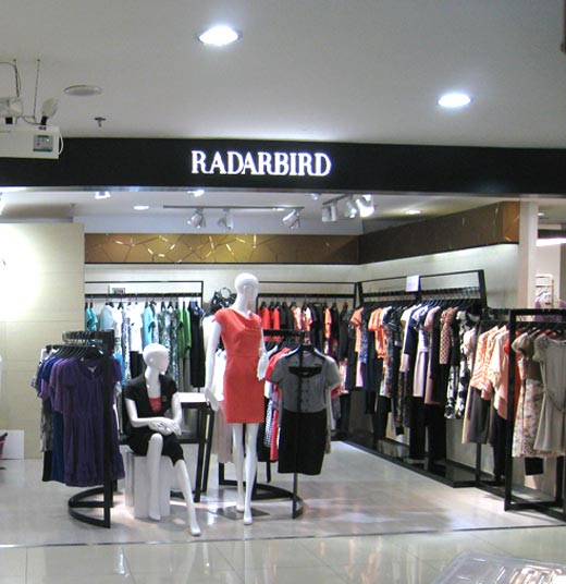 雷鸟radarbird女装店面形象展示