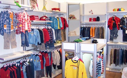 小丰龙童装店实体店