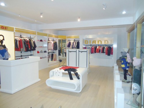 迪安蒂童装店形象