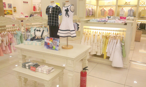 力高芘熊北京新光天地店面