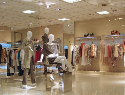 舒朗女装店形象展示