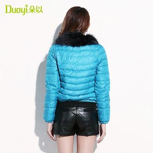 duoyi朵以 2013冬季网络款 贵气貉子毛领轻薄短款羽绒服