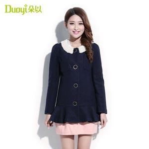 duoyi朵以秋冬专柜新款 可拆卸珍珠翻领荷叶边呢大衣