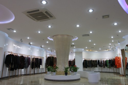 诗曼可女装店面