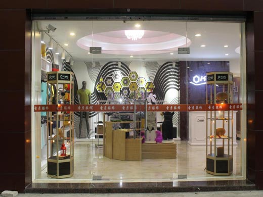 完美宣言实体店面图展示