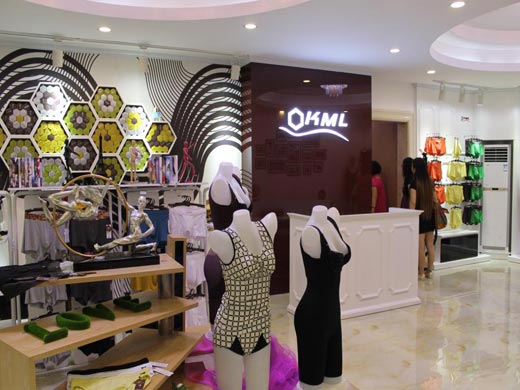 完美宣言实体店面图展示