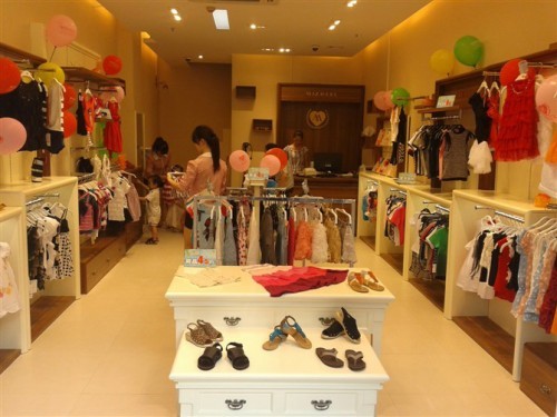 米喜儿童装店店面形象展示