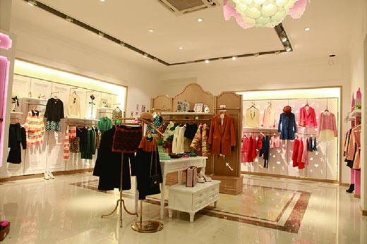 IDVE 店铺内部陈列