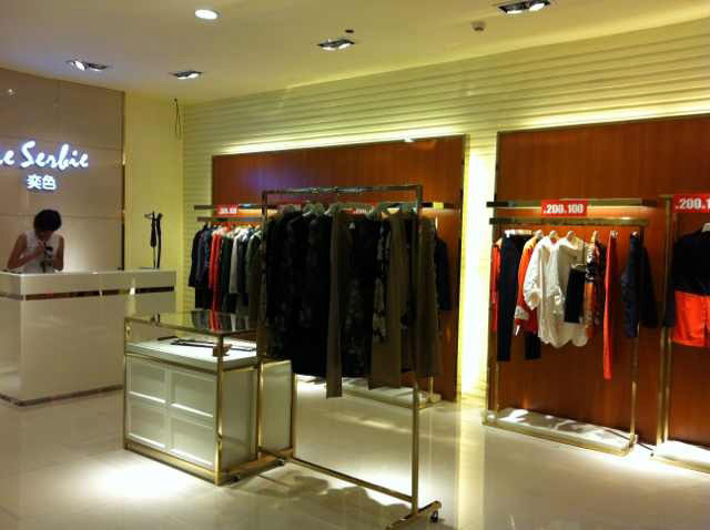 长春市新世界商场奕色专柜