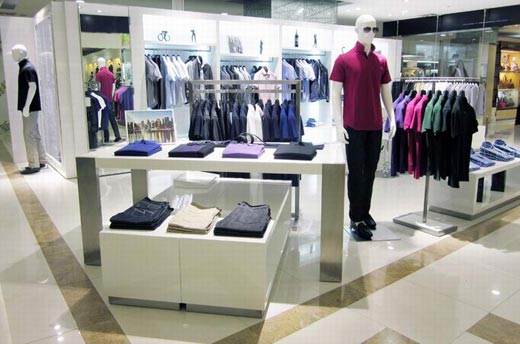 纽崴狮newversionny店面形象