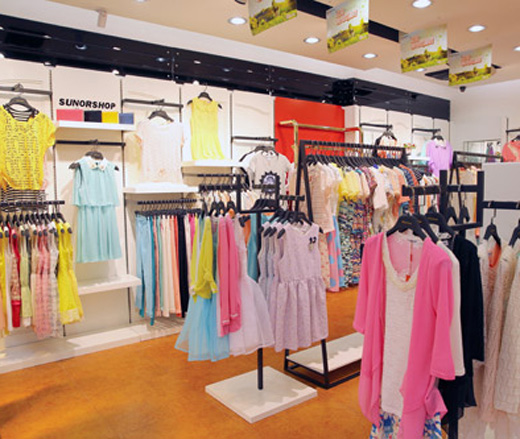 阳光名店SUNORSHOP品牌女装店铺形象