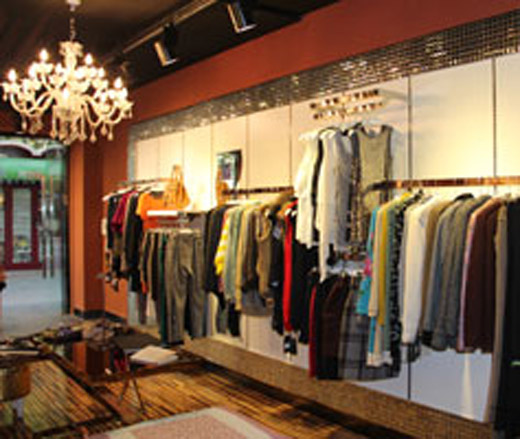 唯佳雅诗DRESS形象店