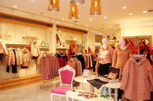 茵佳妮专卖新形象展示