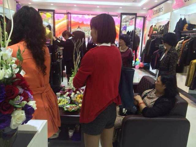 CIBIBOS男装云南曲靖店面形象