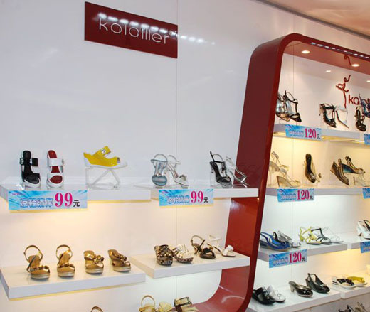 kalailier 卡莱莉尔终端店面形象展示
