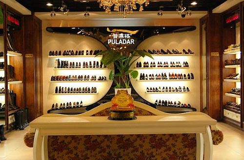 普莱褡实体店店面展示图