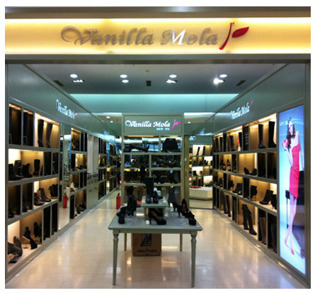 维妮雅•梦拉店面形象展示