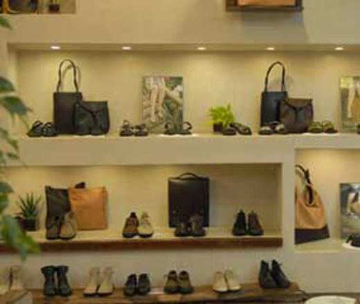 素人手工皮具店铺形象店