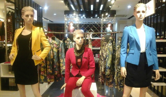 R D店面形象展示