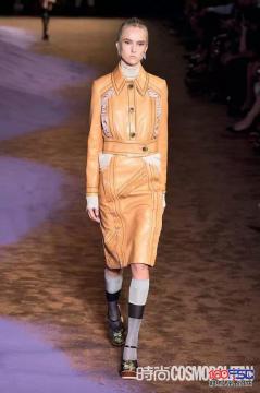 潮流 | 穿皮衣显老 怎么穿出年轻高级美？