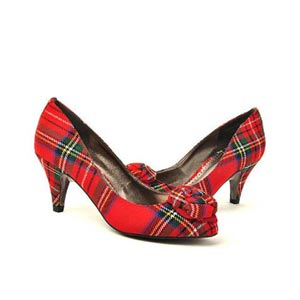 蹀愫中性 英伦风尚暗红色圆头套脚布面浅口中跟单鞋