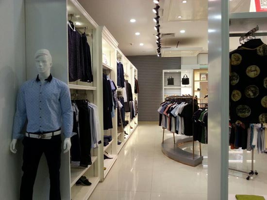 D&W广州新都汇一楼店面形象