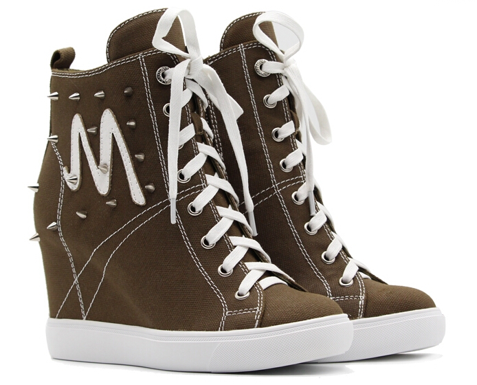 玛卡雅女鞋内增高系列产品展示3