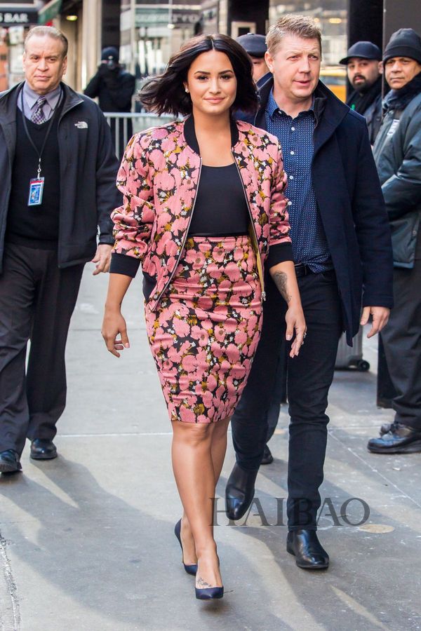 黛米·洛瓦托 (Demi Lovato) 2017年3月街拍