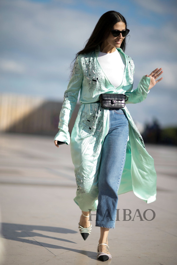 自由设计师Gilda Ambrosio 2016秋冬高级定制时装周秀场外街拍