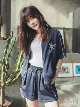 Nawain纳纹释放深海蓝的魅力初夏