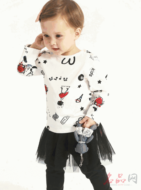 哇喔森堡2018春夏订货会成都站完美收官