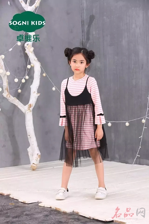 卓维乐童装尽情的满足宝宝内心的小世界!