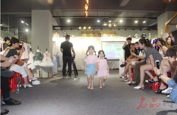 布鲁莎莎童装2018春夏新品发布会圆满落幕