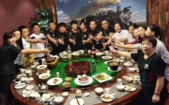 布鲁莎莎2018春夏订货会郑州站圆满成功