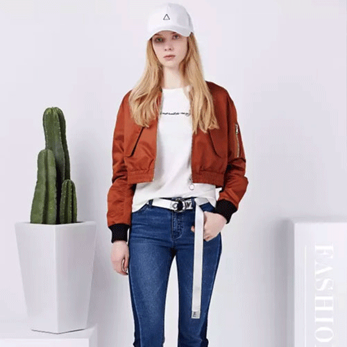 帛逸：时间本无情 是人赋予它感情的色彩