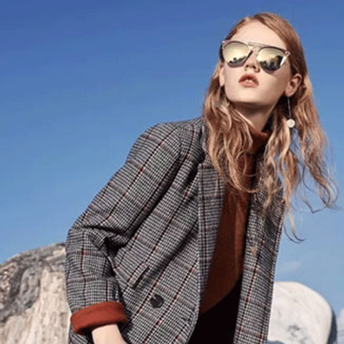 一泽杭服饰：喜迎中秋欢度国庆 柔情蜜意伴人间