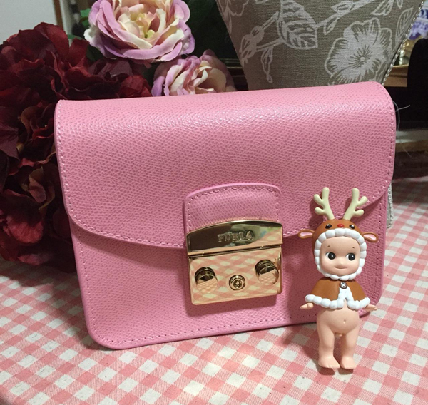 常用轻奢女包,轻奢包包品牌,,轻奢女包品牌推荐,女包品牌推荐,轻奢品牌包包