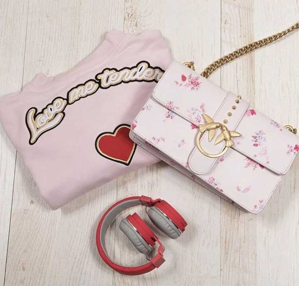 常用轻奢女包,轻奢包包品牌,,轻奢女包品牌推荐,女包品牌推荐,轻奢品牌包包