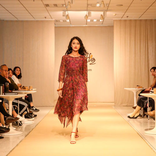 舒朗KALEIDOM2018春夏秀场 天使之门